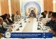 Wasiirka Isgaarsiinta XFS oo kulan la qaaray Madaxda Shirkadaha Isgaarsiinta Dalka?